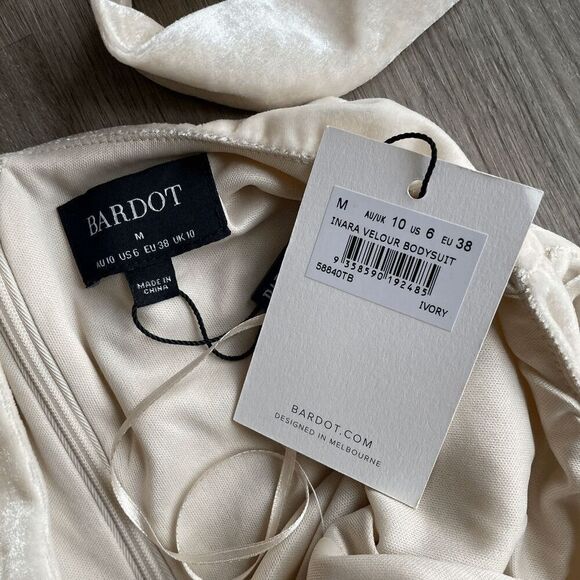 NWT BARDOT Inara Velour Bodysuit in Ivory Medium - Picture 4 of 6